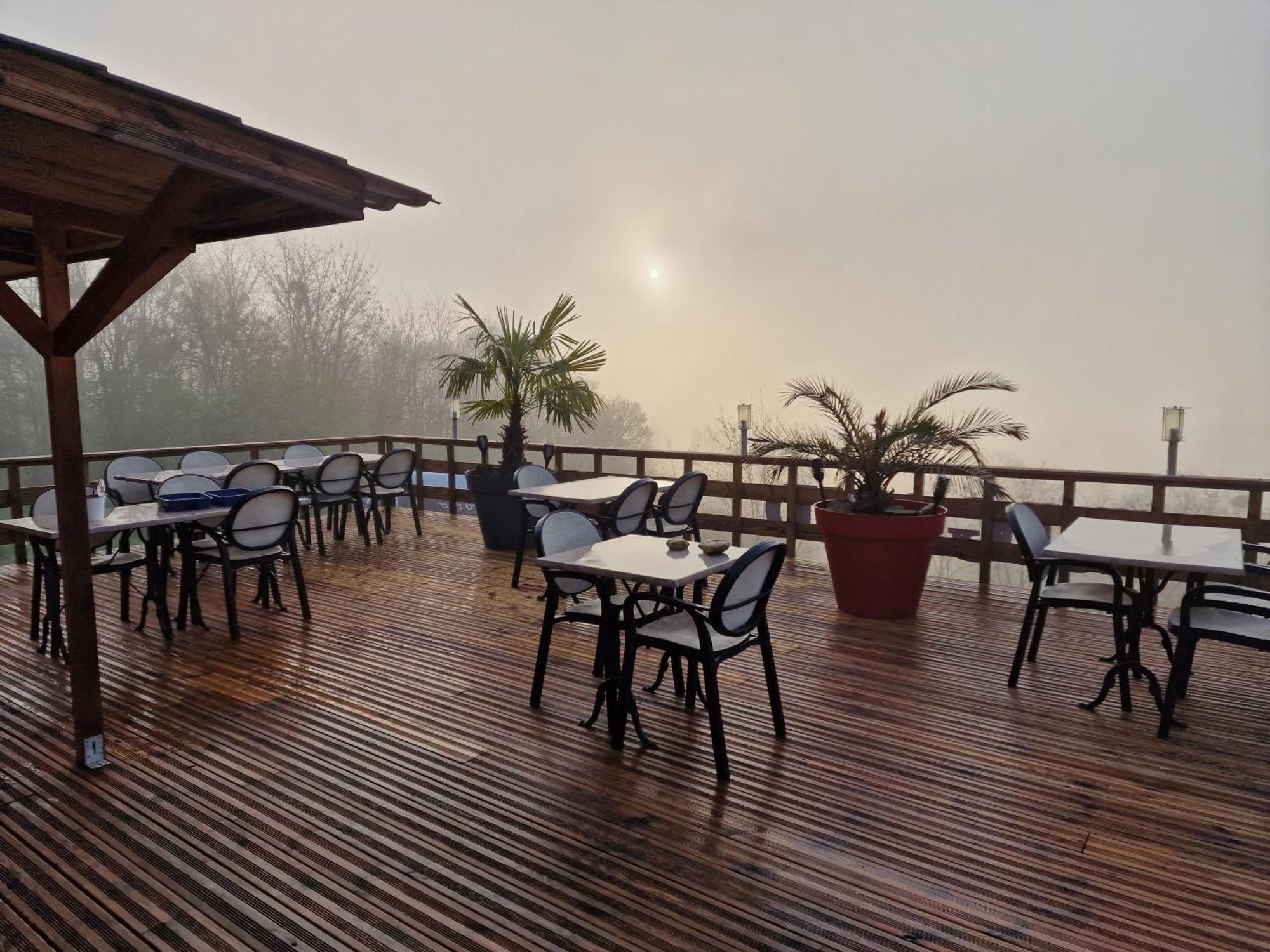 Appartamento Domaine Des Rigaud Garchizy Esterno foto